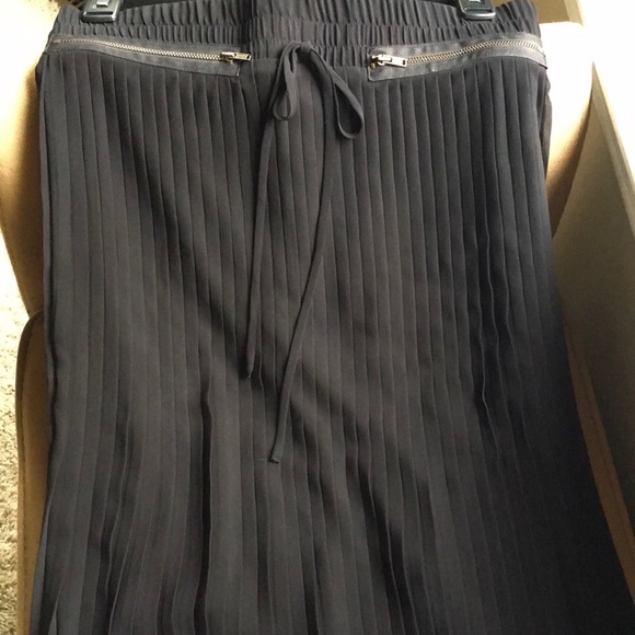 Gorgeous WORTHINGTON Maxi Skirtall - Picture 4 of 16